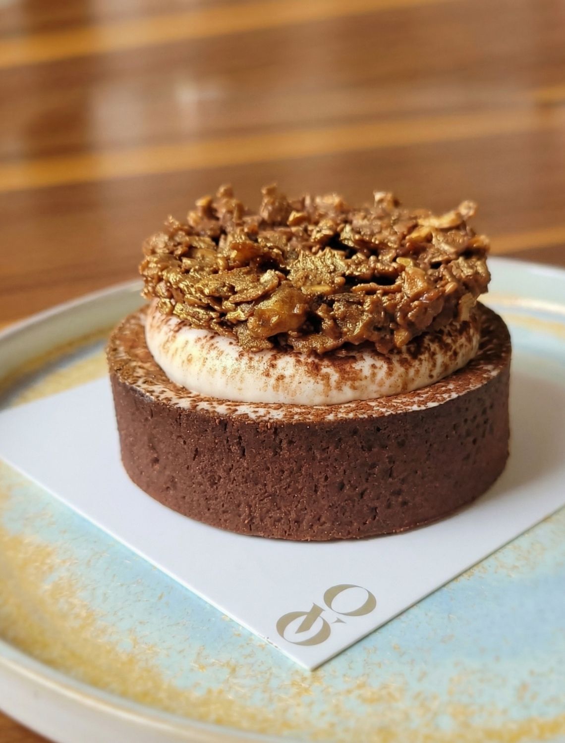 ovo-pracownia-cukiernicza-poznan-dominikanska-monodeser-tarta-banan-mus-bananowy-karmel-solony-na-urodziny-artystyczny TARTA_BANAN - obrazek 1